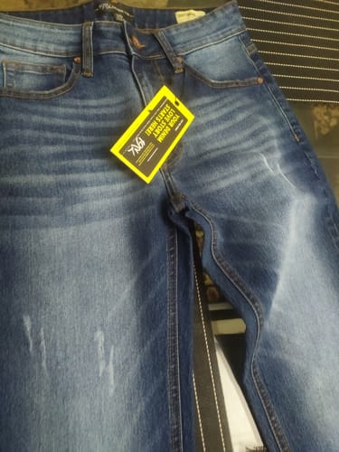 Customer photo review of Stretchable Skinny Ripped Jeans (Yale Blue)
