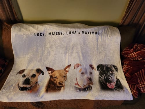 Customer photo review of Personalized Modern 4 Pet Blanket