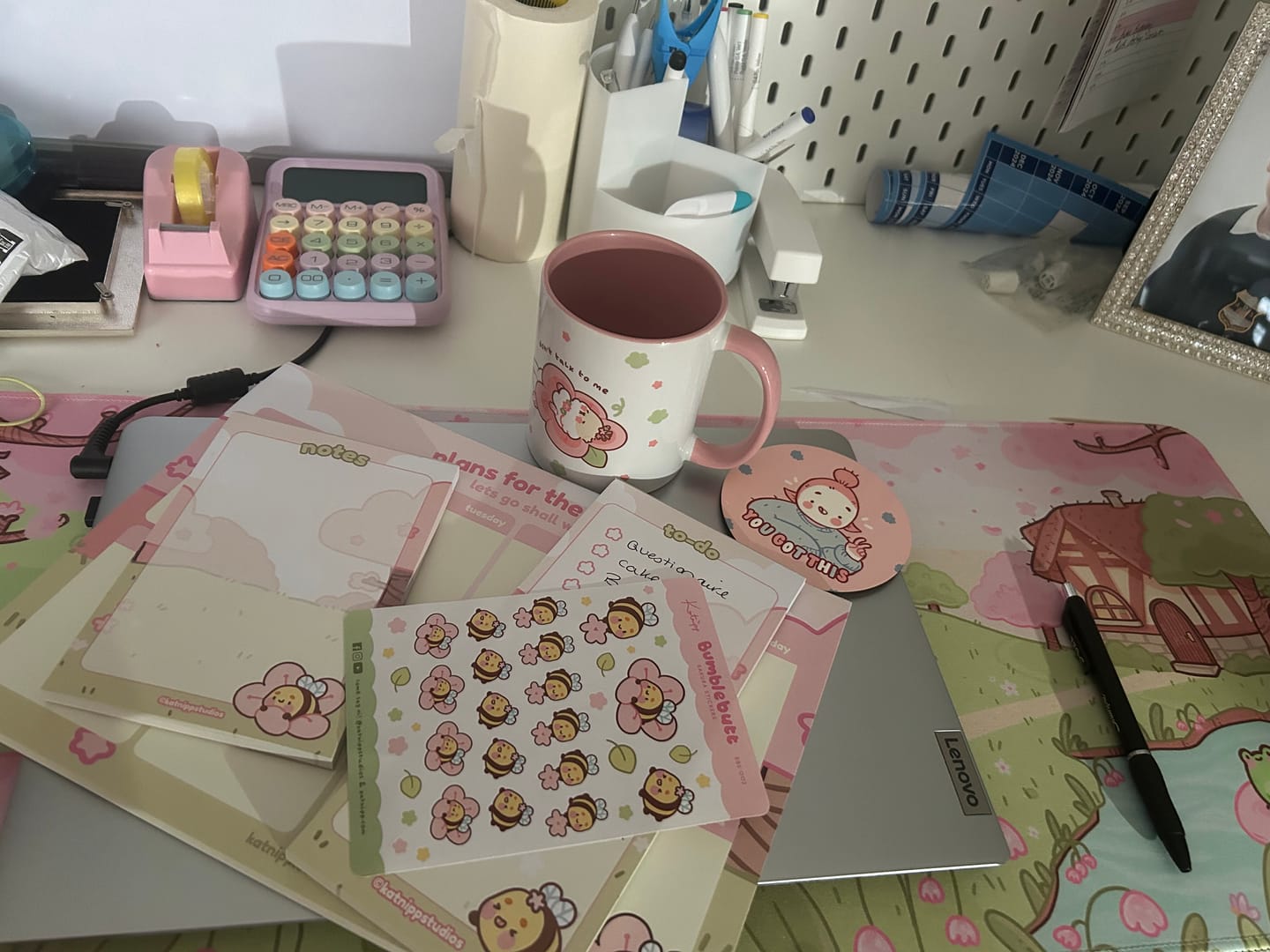 Customer photo review of Large Sakura Scene Bumblebutt Cherry Blossom Gaming Mouse Pad
