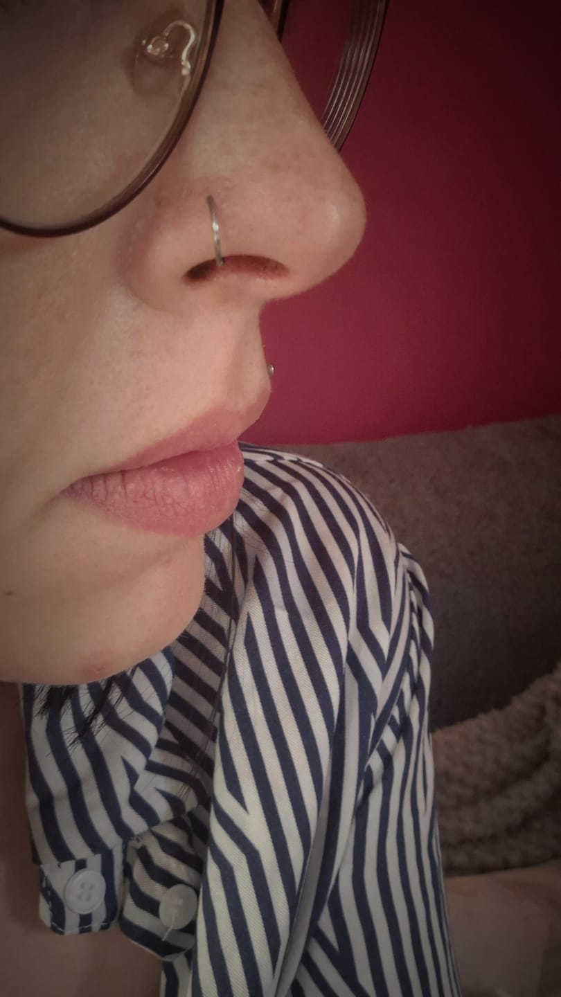 Customer photo review of Piercing au nez Anne