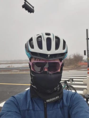 Customer photo review of Ultimate Versatility: TR-90 Photochromic Sports Sunglasses (31g)