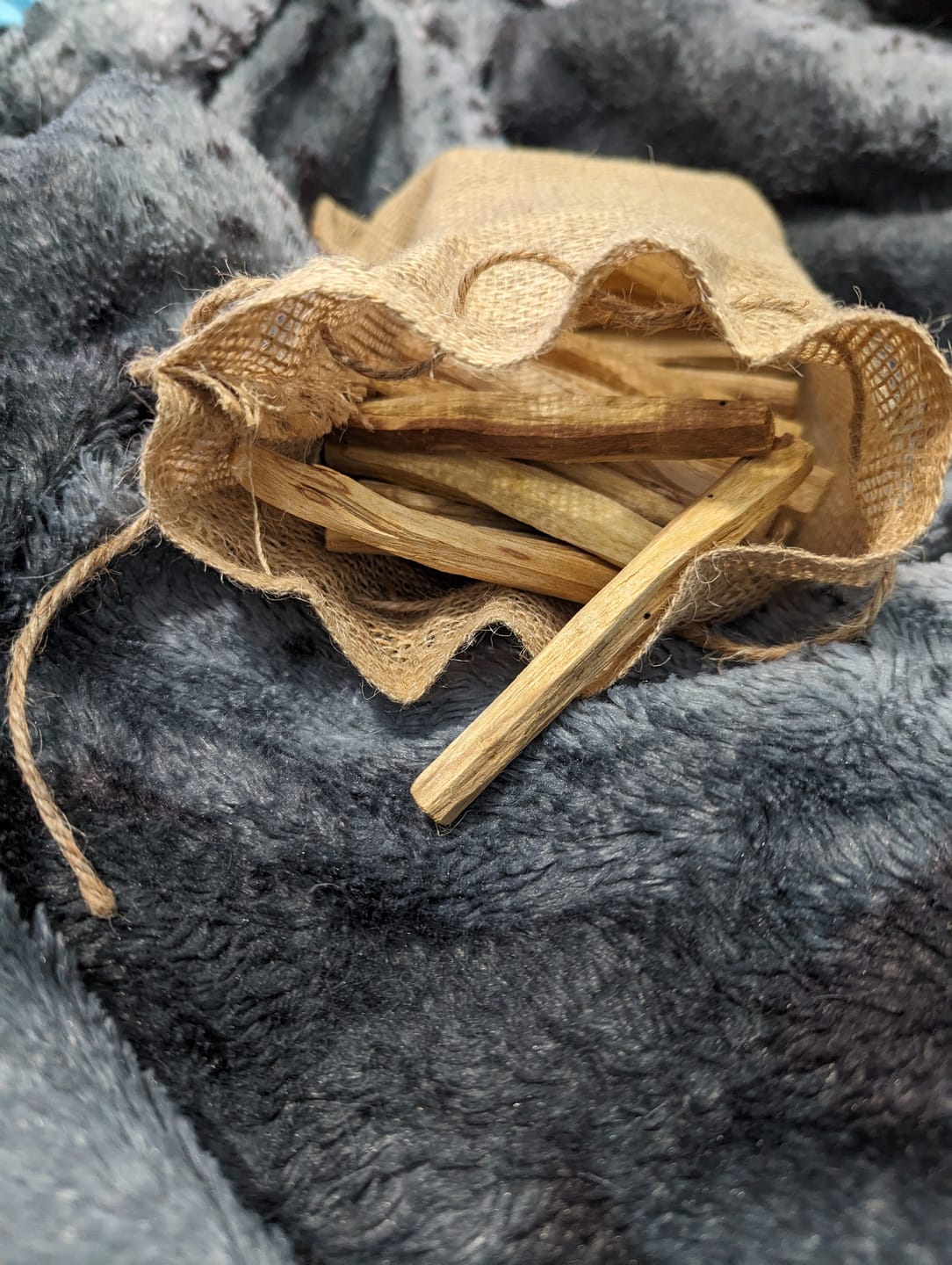 Customer photo review of Palo Santo Smudging Sticks (1 Pound)