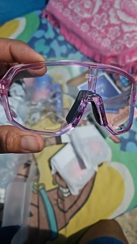 Customer photo review of Ultimate Versatility: TR-90 Photochromic Sports Sunglasses (31g)