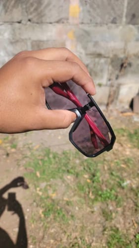 Customer photo review of Ultimate Versatility: TR-90 Photochromic Sports Sunglasses (31g)