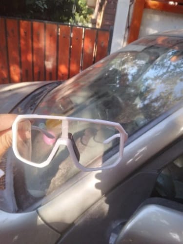 Customer photo review of Ultimate Versatility: TR-90 Photochromic Sports Sunglasses (31g)