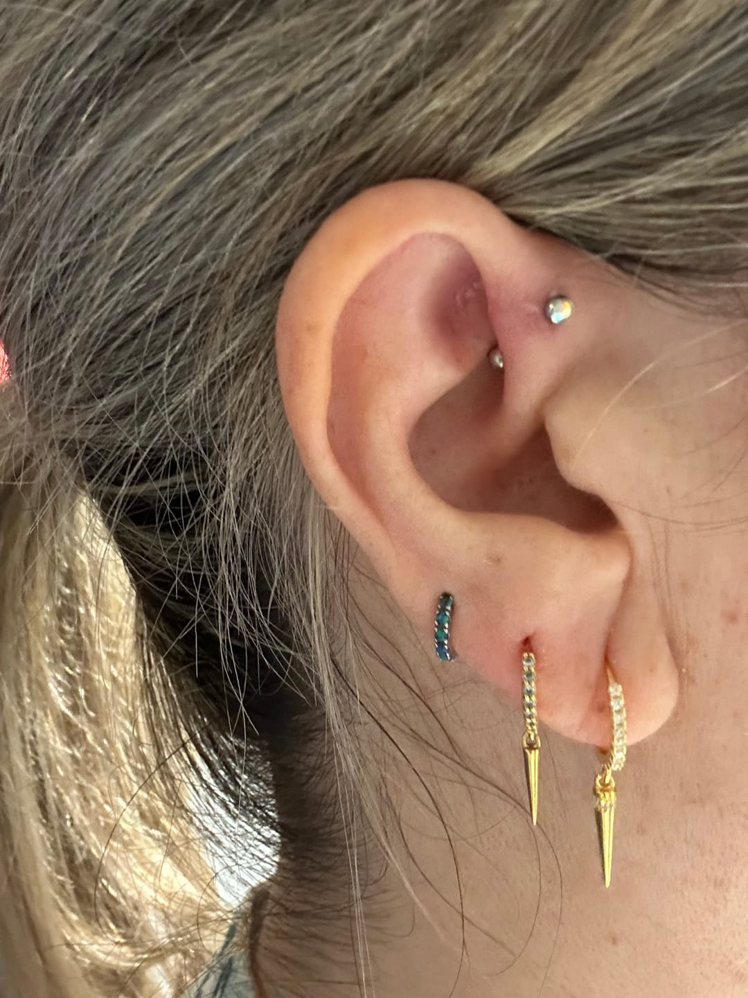 Customer photo review of Pendientes Pendulum