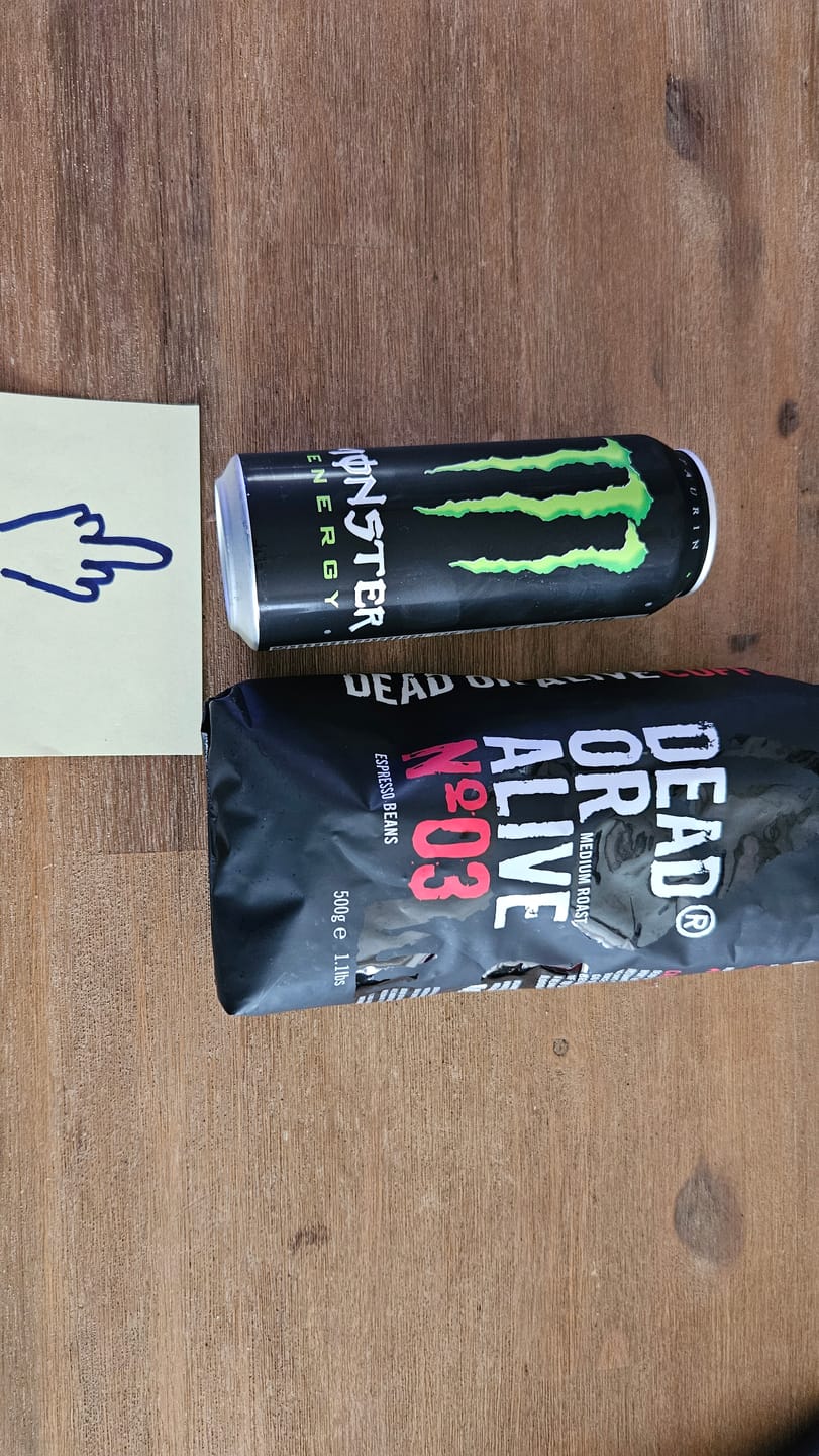 Customer photo review of DEAD OR ALIVE COFFEE No3 4x500g Espressobohnen