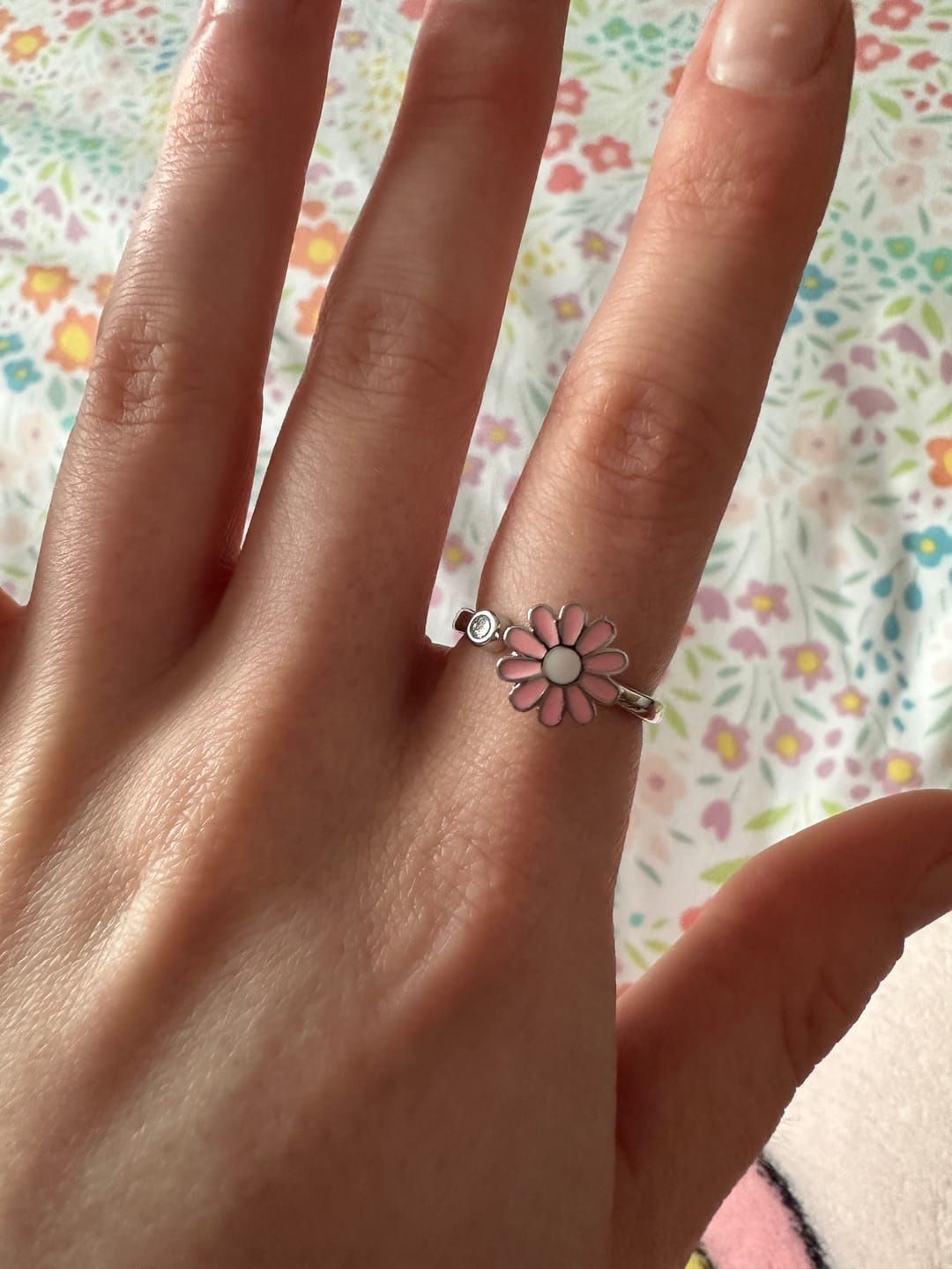 Customer photo review of pink daisy crystal adjustable anxiety ring