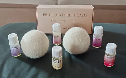 undefined review of Cofanetto 10 Profumatori per Bucato - Il Tuo Viaggio Olfattivo con OlimpiaHome image 1 out of 1