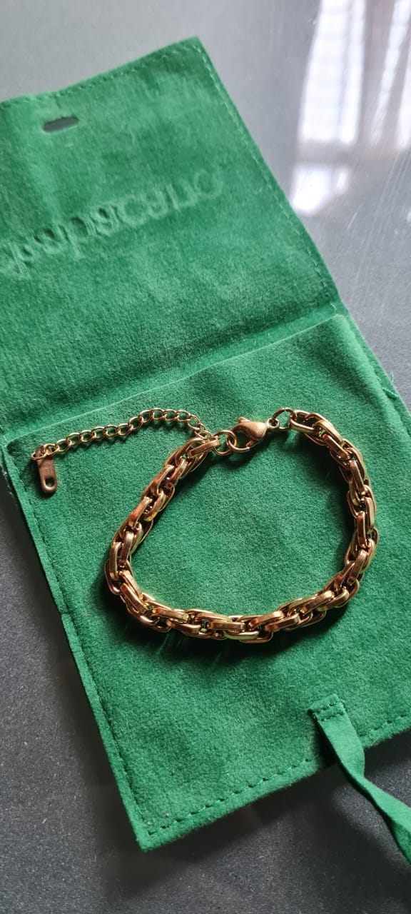 Customer photo review of Pulsera Anatoly