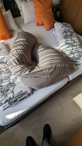 Customer photo review of Hisleep Seitenschläferkissen mit Talalay Latex-Flocken