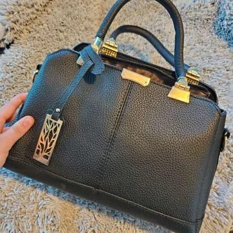 Customer photo review of Women's Dual-Use Crossbody Handbag