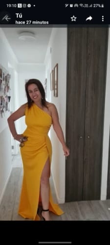 Customer photo review of Braelyn Maxi Dress