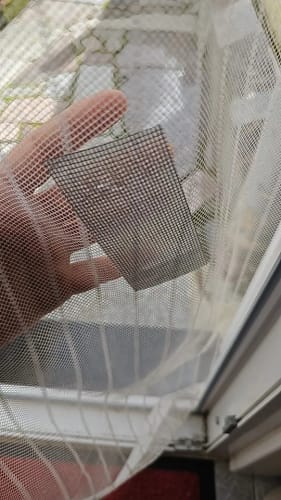 Customer photo review of ScreenSaver Repair Tape™ -  1 + 1 GRATIS