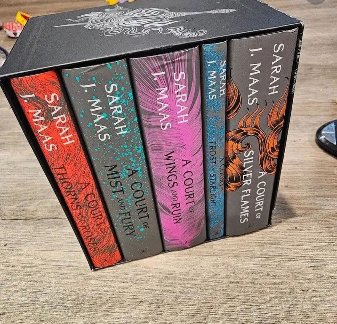 Customer photo review of A Court of Thorns and Roses Dust Jackets
