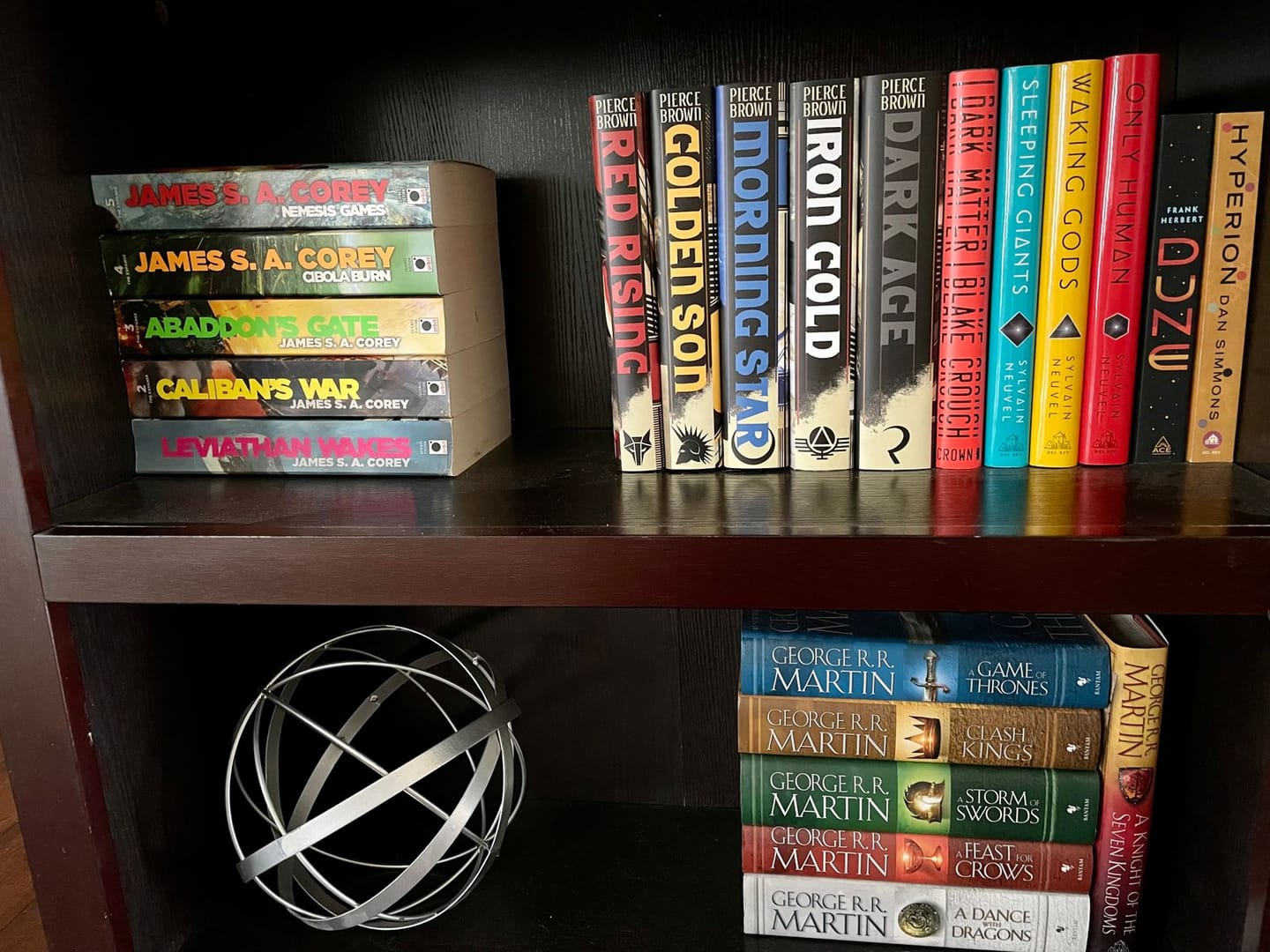 Customer photo review of Red Rising Dust Jackets