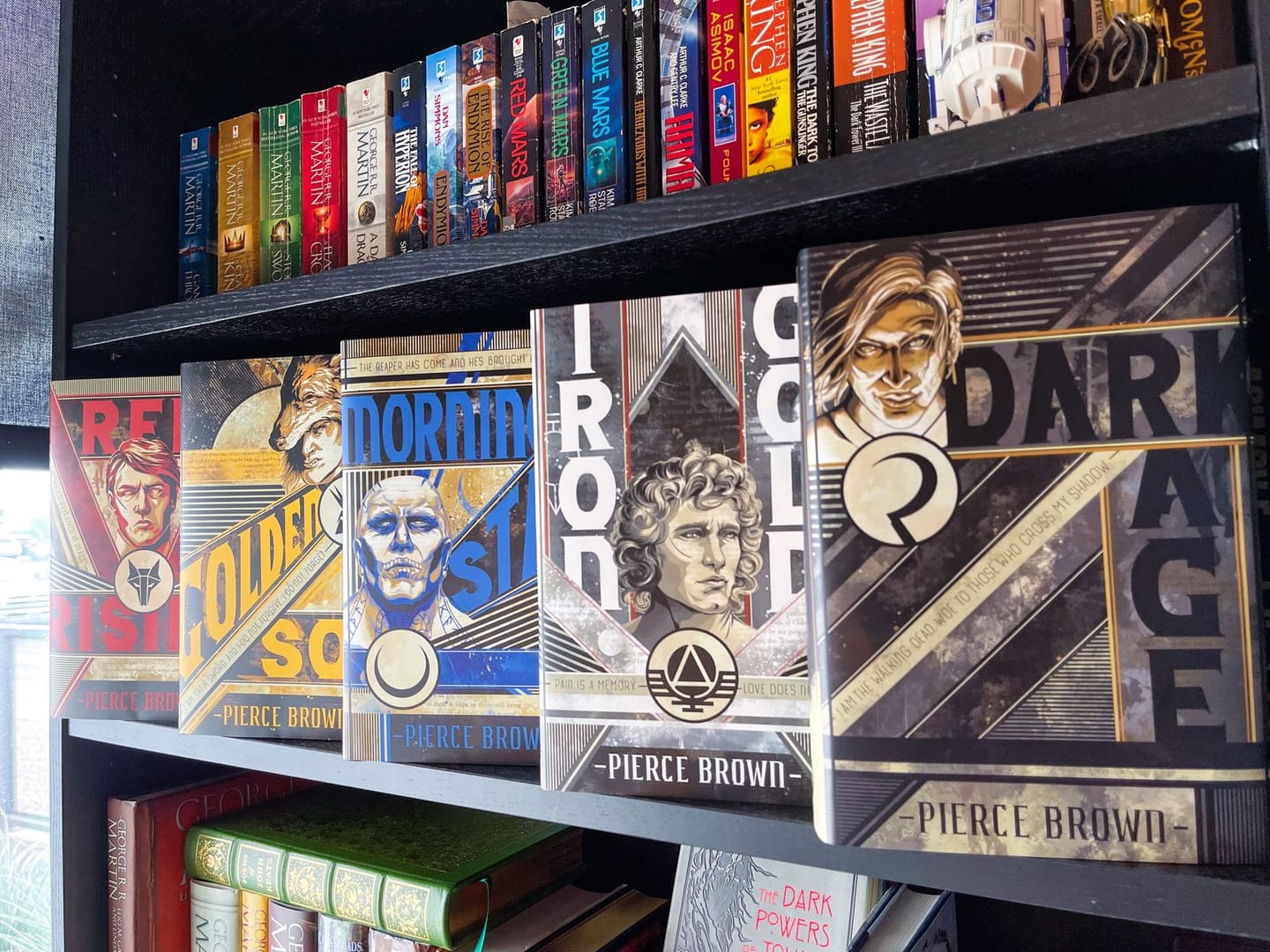 Customer photo review of Red Rising Dust Jackets