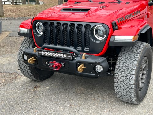 Customer photo review of Jeep Wrangler JL/JT Front Shackle Tab Kit