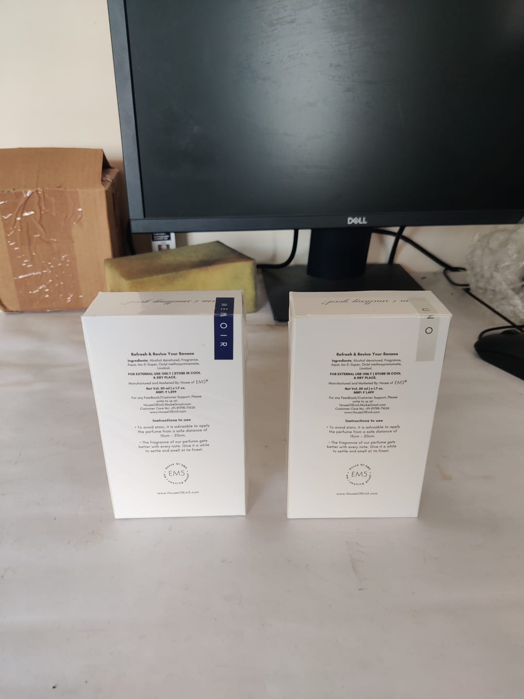 Customer photo review of EM5™ Uno Unisex Perfume | Eau de Parfum Spray for Men & Women | 50 ml | Citrus Fresh Woody | Strong and Long Lasting  EDP | Luxury Gift for Him / Her