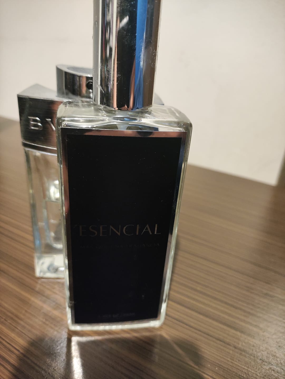 Customer photo review of H022 Inspirado en: Bvlgari Man Rain Essence - Bvlgari