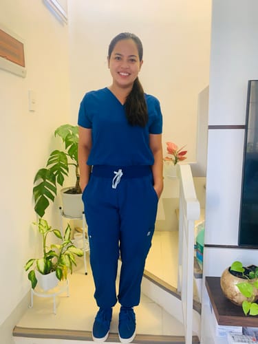 Customer photo review of 5-Pocket MoveTech® Scrub Top 3.0 - Women / Orchid Crush