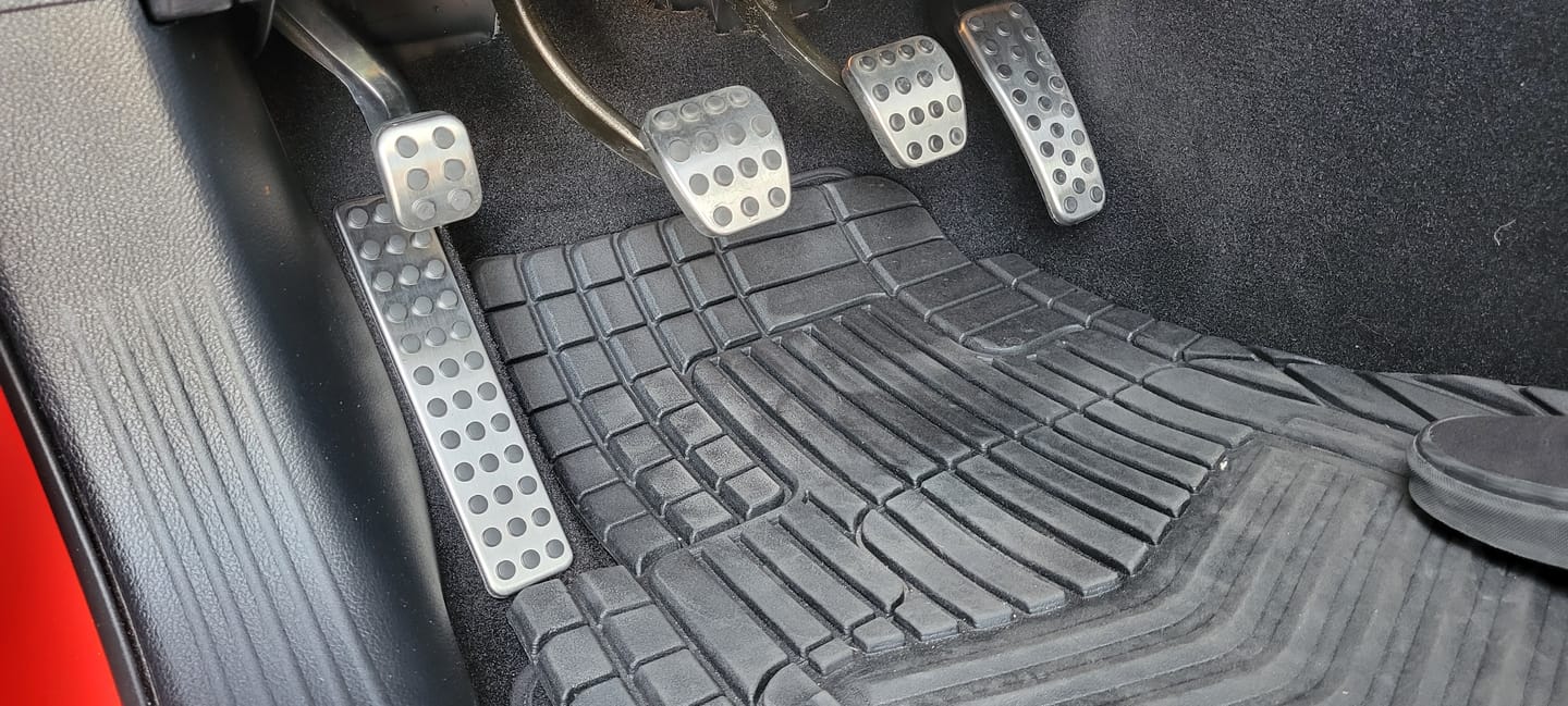 Customer photo review of Speedlogix Parking Brake Cover 2005-2023 Challenger/Charger