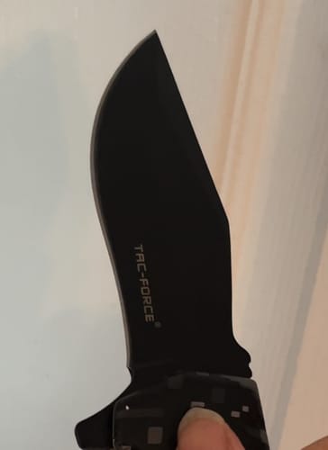 Customer photo review of Mystery Knives Box™