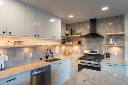 Customer photo review of Ash Shelves with Brackets