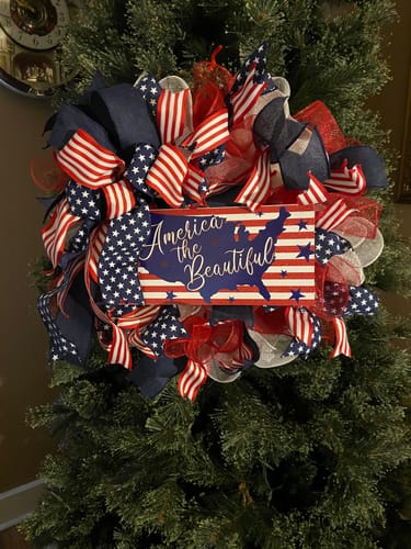 Customer photo review of 12.5"L X 6"H America The Beautiful Red/White/Navy Blue AP8880