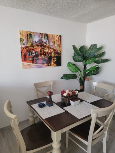 Customer photo review of Temple Bar, Dublin, Ireland