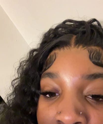 Customer photo review of Wear Go 5x5 Pre Cut Lace Closure Wig Bouncy Water Wave Glueless Wig 150%/180% Density