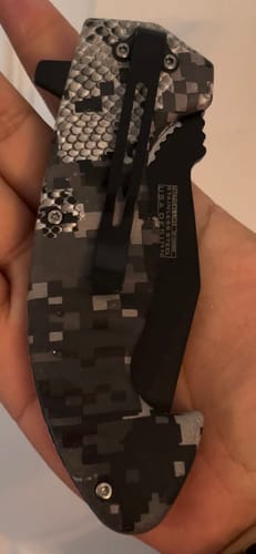 Customer photo review of Mystery Knives Box™
