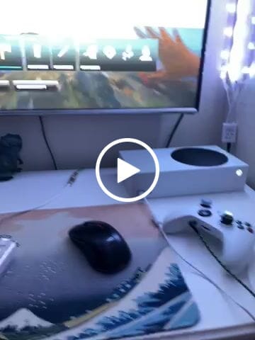 Customer video review of Japanese Cloud White | Mousepad