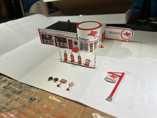 Customer photo review of JL Innovative Design 430 Storm Lake Mobil -- Kit, N scale