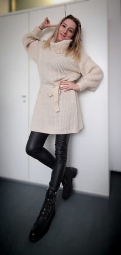 Customer photo review of Marga Strickkleid - Beige