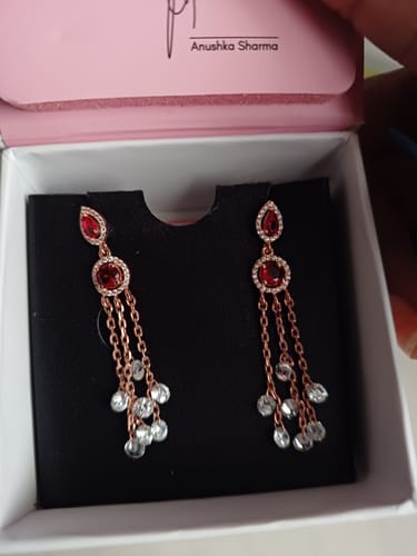 Customer photo review of Rose Gold Rainy Love Dangler Earrings
