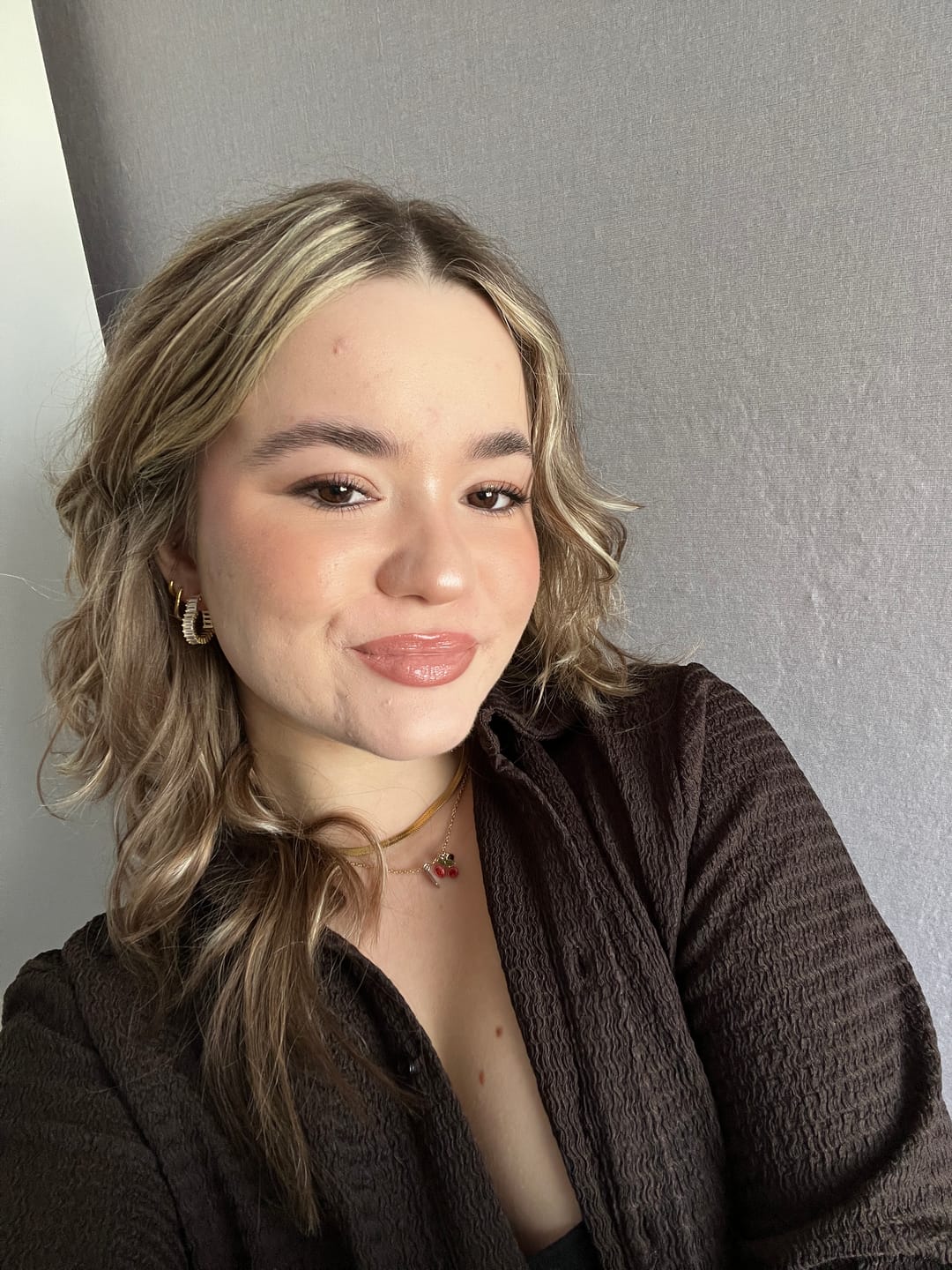 Customer photo review of Heart Deluxe Creolen | 18K vergoldet