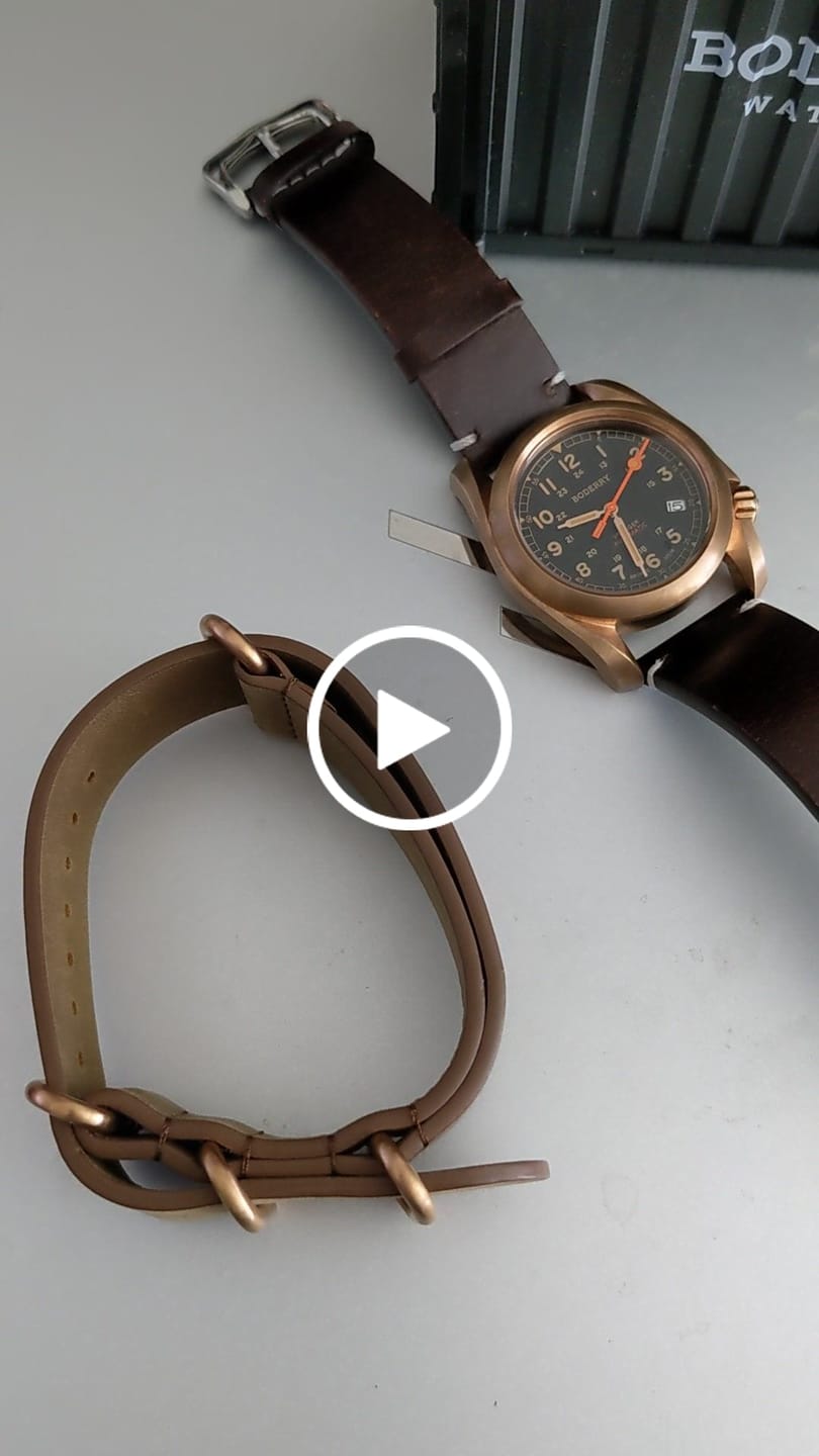 Customer video review of VOYAGER - 100M Waterproof Bronze Automatic Field Watch | Black