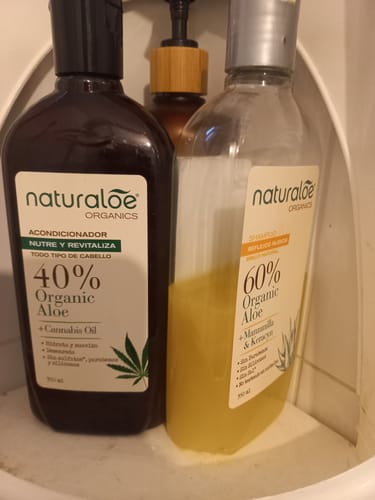 Customer photo review of Acondicionador Nutrición Aloe & Cannabis Oil 350ml