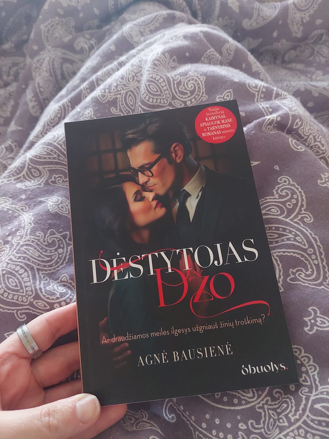 Customer photo review of Dėstytojas Džo: ar studentės ir dėstytojo meilė gali gyvuoti? O galbūt karšti jausmai galingesni už viską?
