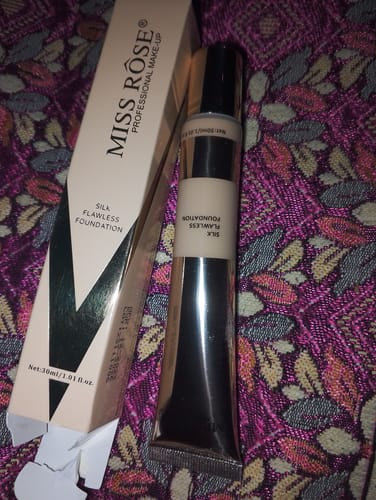 Customer photo review of Miss Rose Silk Flawless Foundation