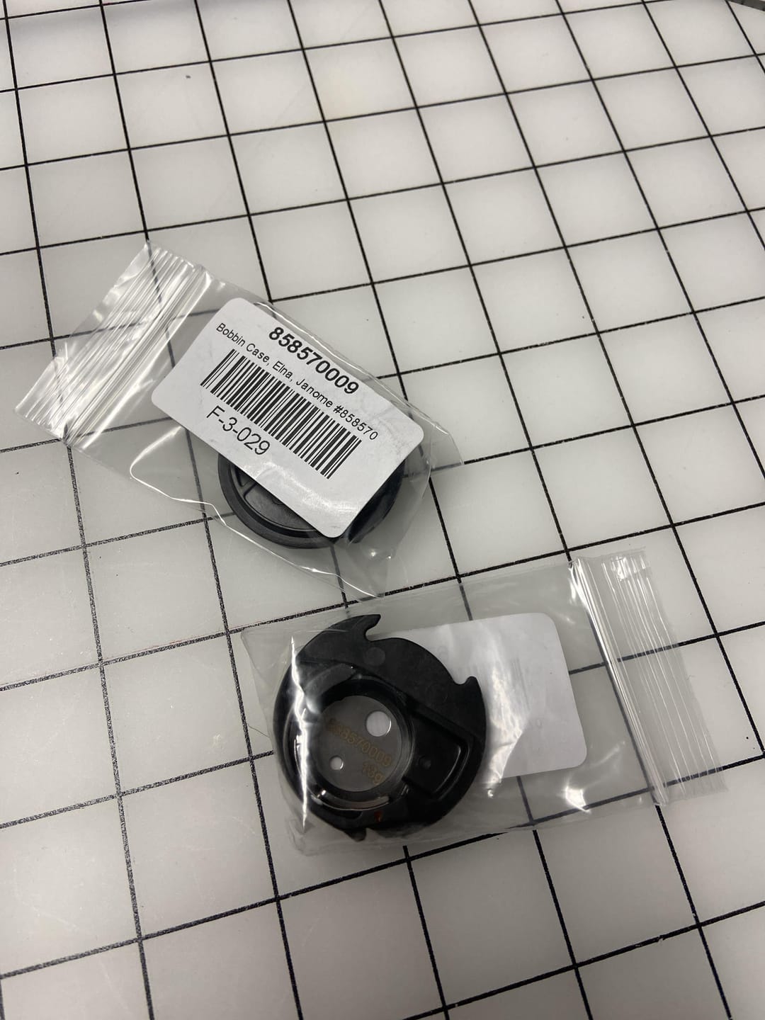 Customer photo review of Bobbin Case, Elna, Janome #858570009