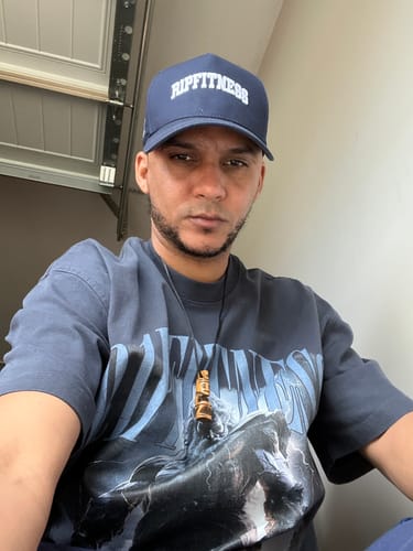 Customer photo review of Goku Oversized Tee