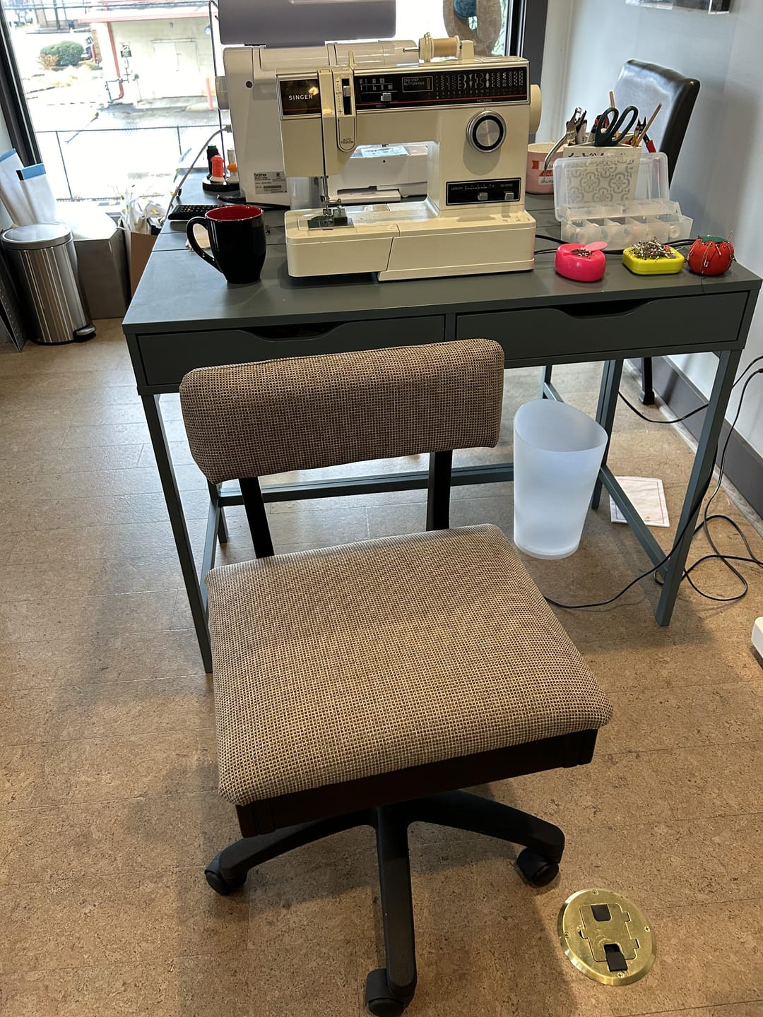 Customer photo review of Arrow Hydraulic Sewing Chair