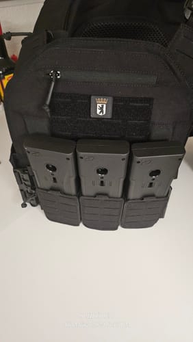 Customer photo review of SHIELD Germany BRAVO 3x Lang-Magazintasche CLICK-Modul Schwarz