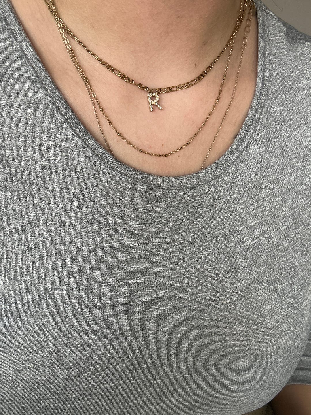 Customer photo review of Simple Dots Halskette | 18K vergoldet