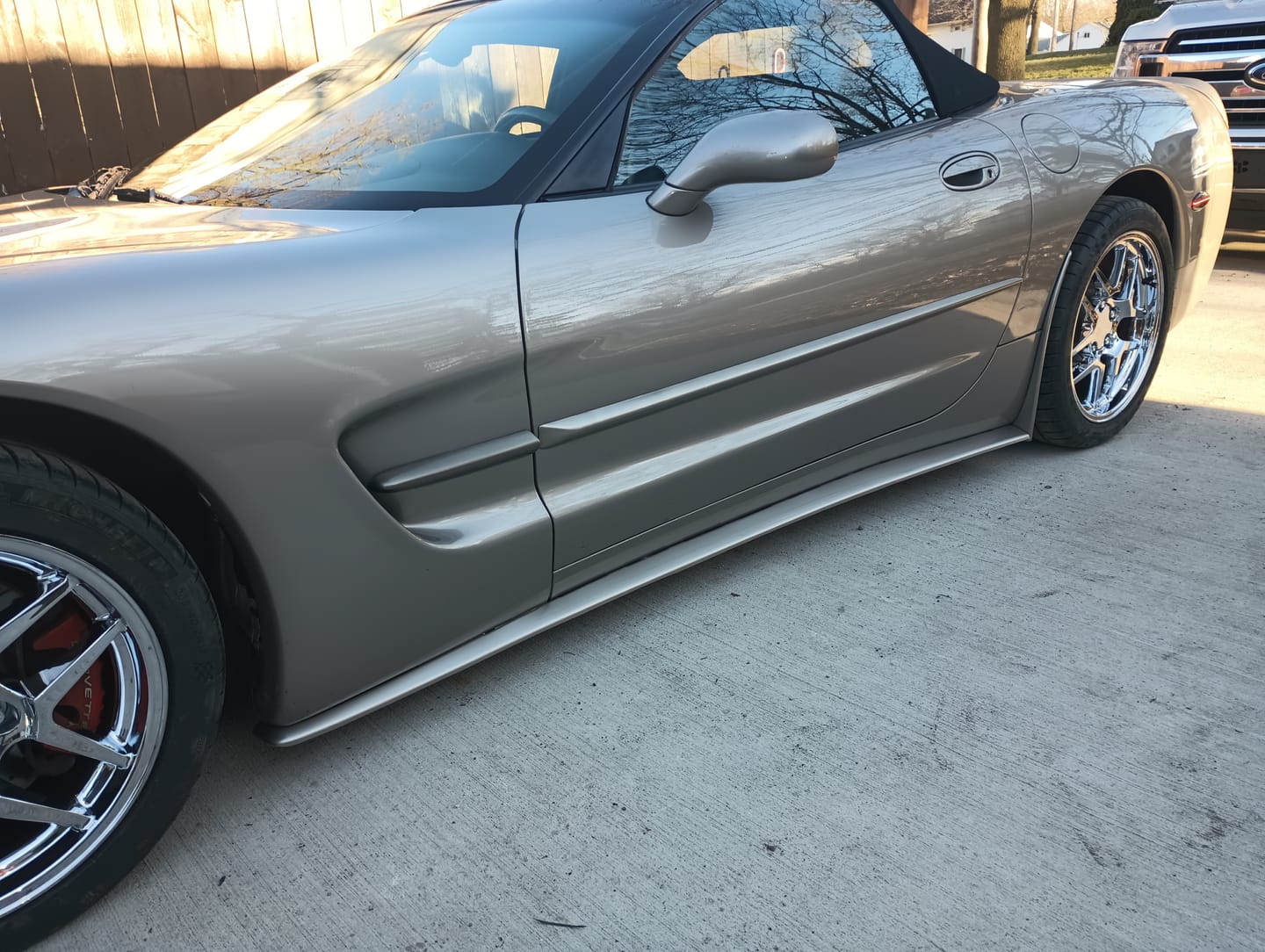 Customer photo review of Chevrolet Corvette C5 ZR1 Side Skirts Rocker Panels