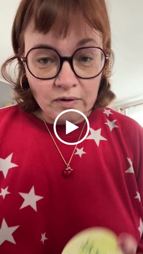 Customer video review of Patchs Hydratants | Éliminez cernes & rides