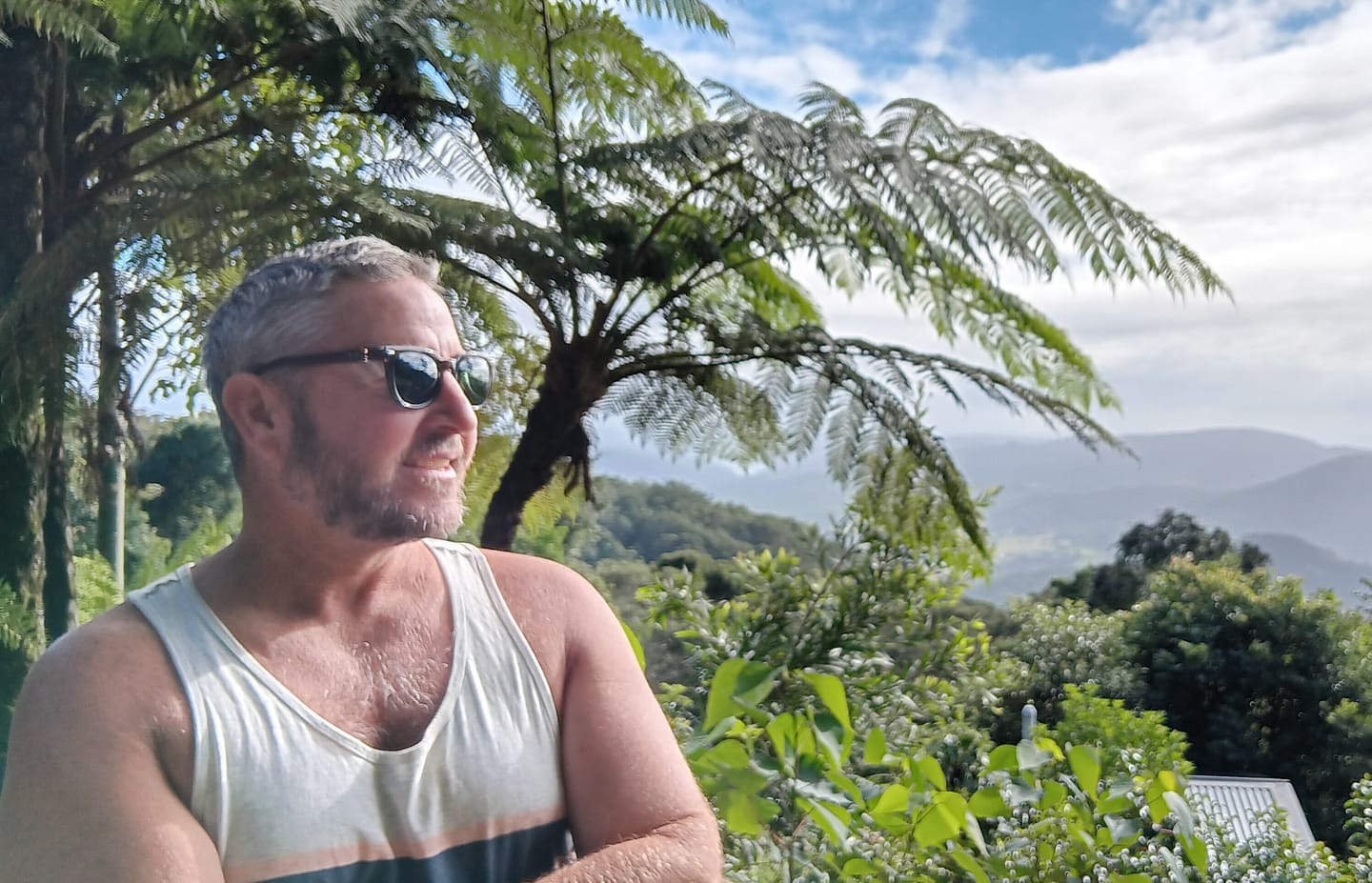 Customer photo review of Roys Steel Polarised Safety Glasses