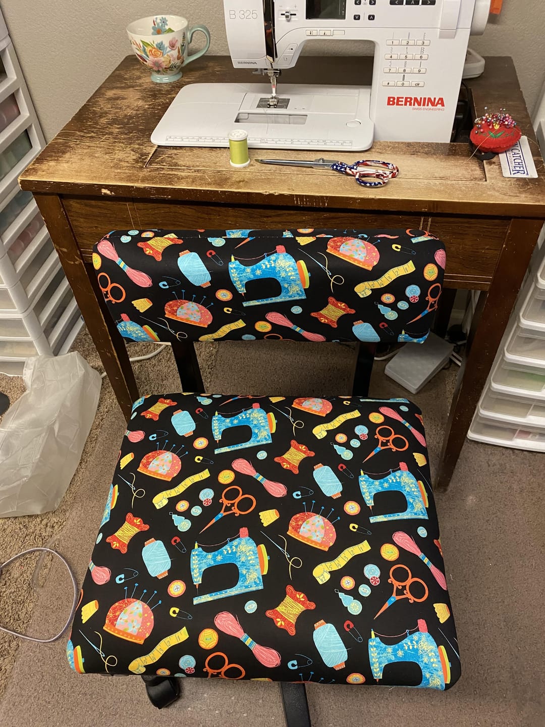 Customer photo review of Arrow Hydraulic Sewing Chair